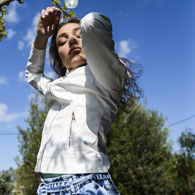 Γυναικείο Crop Jean Jacket με Σκισίματα White  NEW IN
